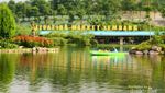 Yang Unik di Floating Market Lembang, Jajan Pakai Koin!