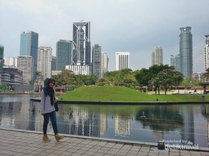 Yang Wajib Saat ke Kuala Lumpur, Mendatangi Petronas