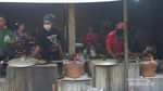 Yuk Icip Kuliner Legendaris Solo: Tengkleng Pak Manto