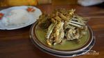Yuk Icip Kuliner Legendaris Solo: Tengkleng Pak Manto