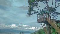 Pemandangan dari bukit khayangan (Warung Bang Joey)