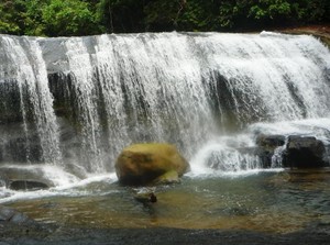 Yuk, Kunjungi Air Terjun 17 Tingkat di Aceh