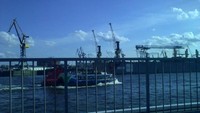 Trockendock tempat memproduksi dan memperbaiki kapal