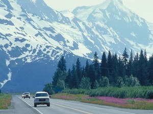 Yuk, Nyetir Asyik di 5 Rute Terindah di Dunia!