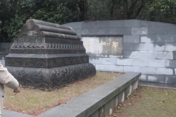 Ziarah Ke Makam Cheng Ho