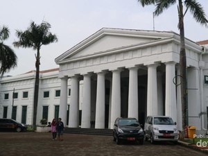 Ziarah Kebudayaan ke Museum Seni Rupa dan Keramik