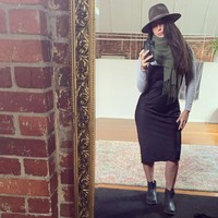 Seperti dikutip dari Daily Star, Eve mengaku bahwa dirinya sangat senang dan kini ingin menghabiskan banyak waktu untuk lebih dekat dengan Tuhan dan berkumpul bersama para biarawati di biara tersebut. Foto: Instagram/@the.eve.olution