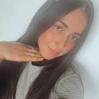 Secara mengejutkan, wanita bernama asli Eugenia Limberiou itu kemudian membagikan detail perjalanan religiusnya di Instagram. Pada 3 Februari dirinya mengungkapkan bahwa dia merasa nyaman tinggal di biara dan ingin terus lebih dekat dengan Tuhan. Foto: Instagram/@the.eve.olution