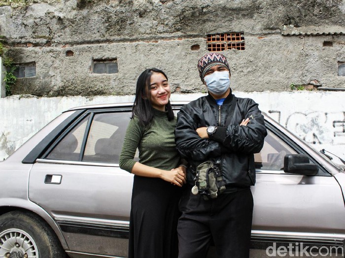 Gadis Bandung Bernama Damai Kami Sepanjang Hari