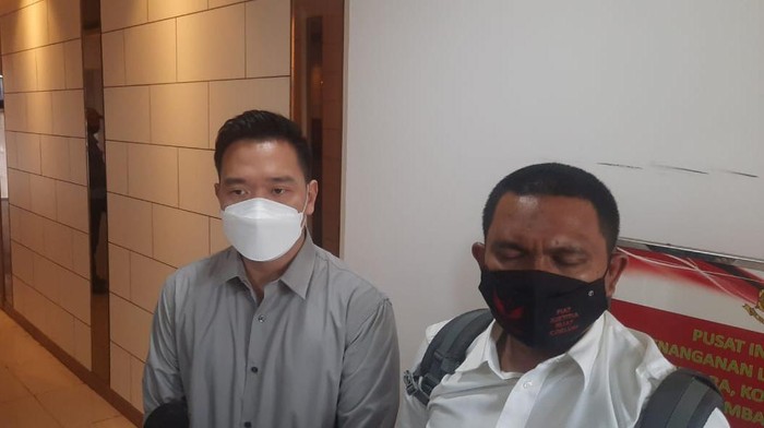 Michael Yukinobu Defretes wajib lapor di Polda Metro Jaya