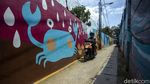 Mural Bertema Laut Bikin Kampung Lodan di Jakut Penuh Warna