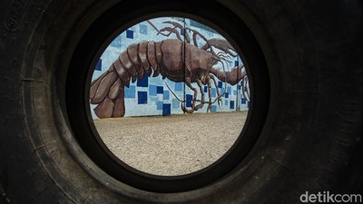 Mural Bertema Laut Bikin Kampung Lodan di Jakut Penuh Warna
