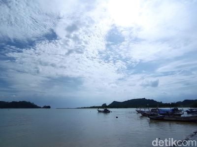 Foto: Melihat Cantiknya Nusakambangan dari Pangandaran