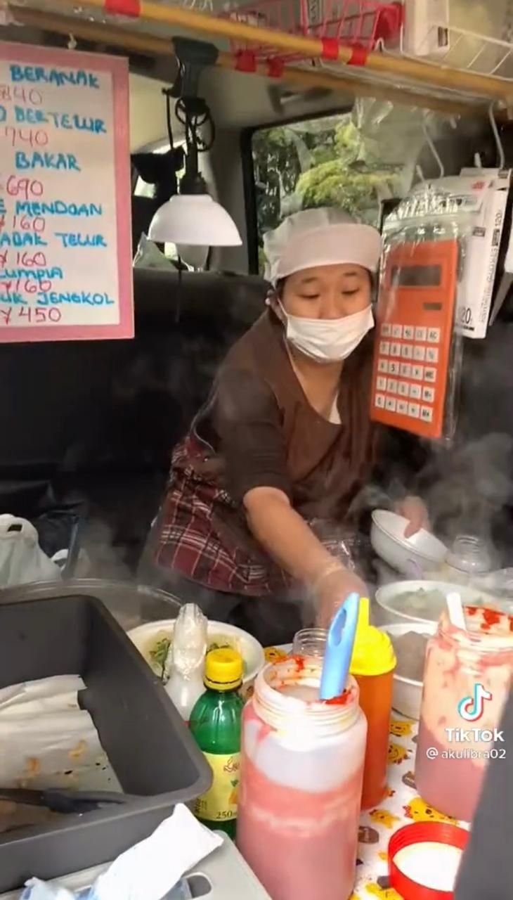 Penjual Bakso Beranak dan Kerupuk Jengkol di Jepang Ini Jago Bahasa Jawa