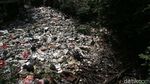 Potret Kali Alam Bekasi yang Penuh Sampah