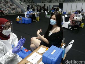 Batal Vaksin Gara-gara Komorbid? Dokter: Rajin Tensi, Jangan Terlalu Girang