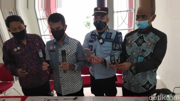 Senjata Modifikasi di Lapas Banceuy Bandung