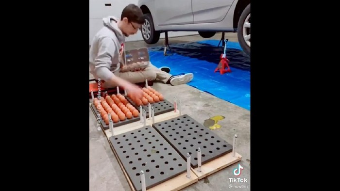 Percobaan unik ini untuk membuktikan teori fisika.
