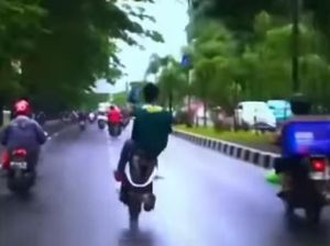 Viral Pemotor Ugal-ugalan di Jalanan Makassar, Polisi Selidiki