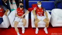 Kevin Sanjaya (kiri) bersama Marcus Gideon (kanan) sang juara dunia yang berhasil mempertahankan gelarnya pun turut hadir dan akan memberikan pelatihan pada generasi muda calon penerus bangsa.
