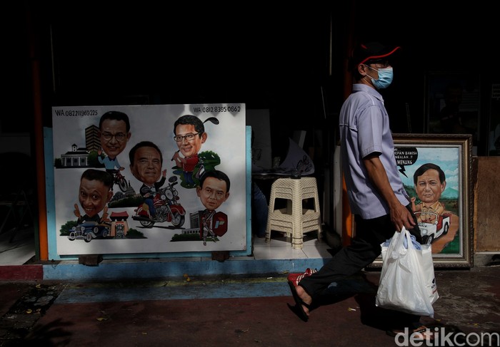 Gubernur DKI Jakarta Anies Baswedan menjawab soal usulan lockdown akhir pekan. Anies menekankan wilayah DKI Jakarta tidak akan menerapkan kebijakan tersebut