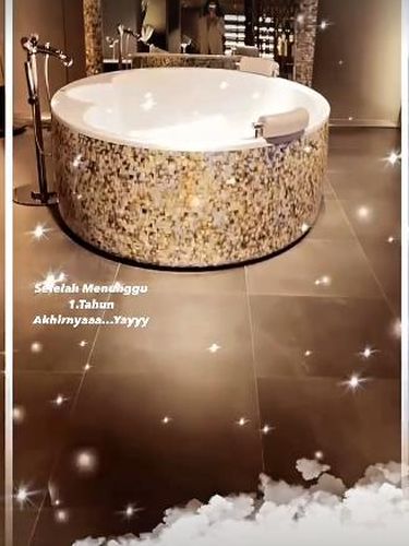 Bathtub Syahrini Bathtub Syahrini