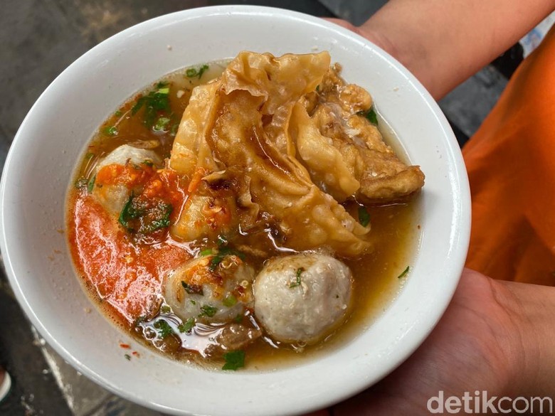 Bawa Duit Rp 30 Ribu di Jakarta Selatan Bisa Beli Makanan Apa Saja Ya? Bawa Duit Rp 30 Ribu di Jakarta Selatan Bisa Beli Makanan Apa Saja Ya?