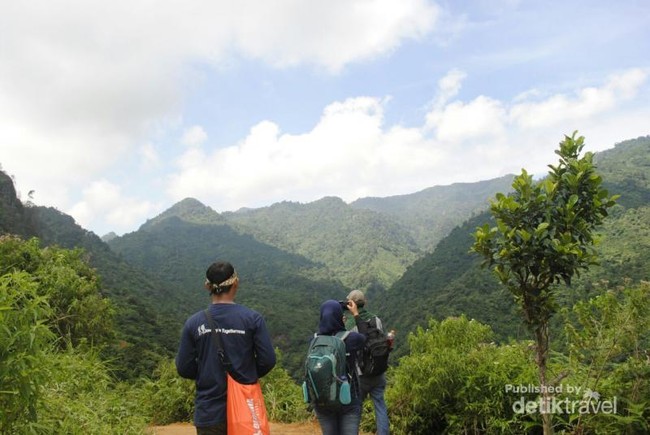 3 Air Terjun Indah yang Tersembunyi di Sentul, Bogor