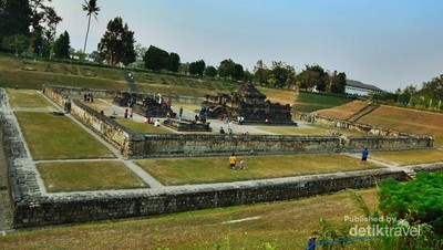 3 Candi Indah di Dekat Bandara Yogyakarta