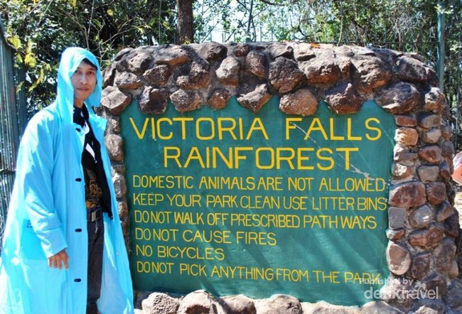 Ada Hujan Abadi di Air Terjun Victoria, Zimbabwe