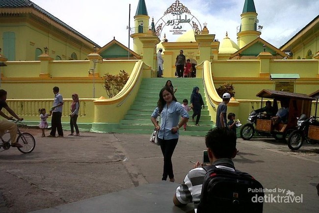 Ada Masjid dari Putih Telur di Pulau Penyengat