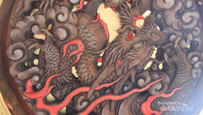 Ada Naga yang Bersembunyi di Kuil Sensoji, Tokyo