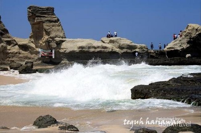 Ada Sphinx di Pantai Klayar, Pacitan