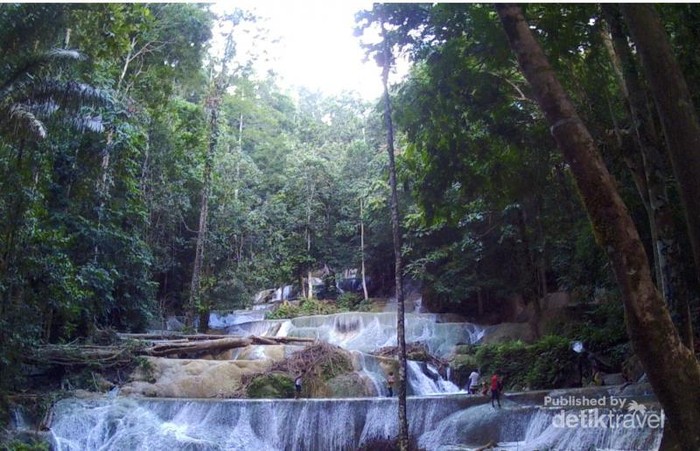 Air Terjun Moramo, Bidadari Cantik dari Sulawesi Tenggara