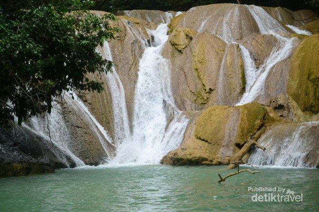 Air Terjun Perawan di Sultra
