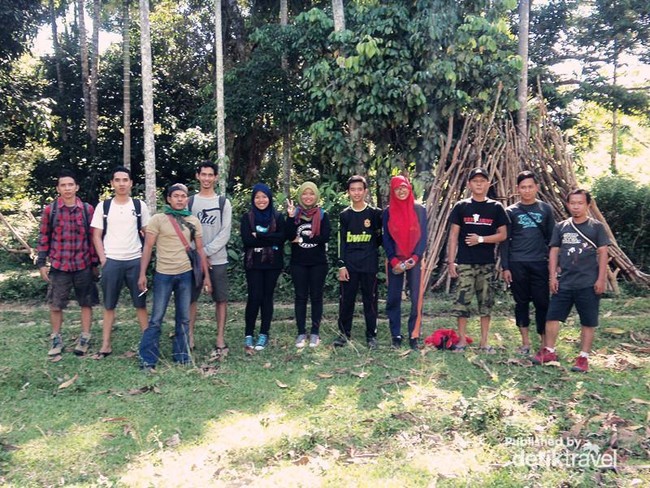 Ajaib! Batu Berbentuk Love di Padang Pariaman