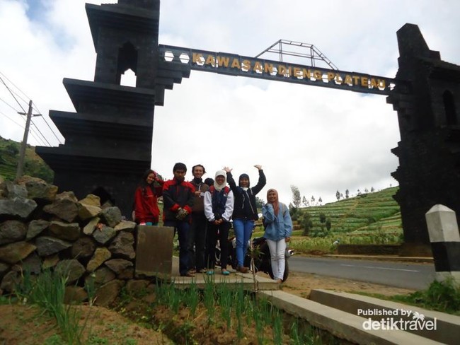 Akhir Pekan ke Dieng, Pemandangan Cantik di Depan Mata