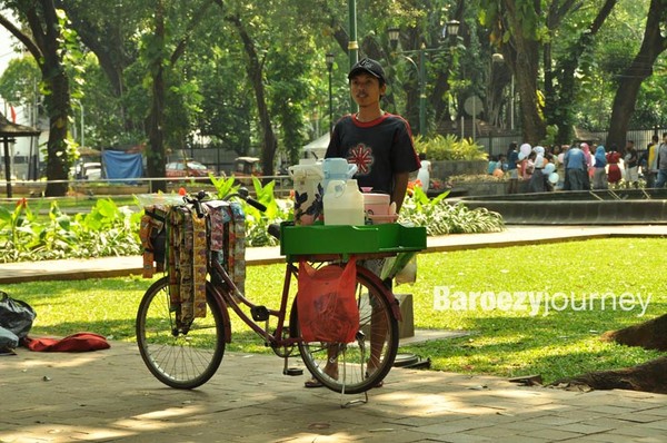 Alternatif Akhir Pekan Asyik Di Taman Suropati