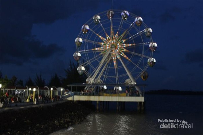 Aneka Destinasi Asyik Untuk Long Weekend di Batam