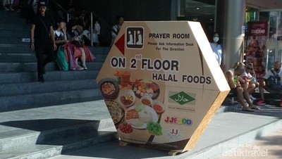 Aneka Kuliner Halal di Chatuchak Market, Bangkok