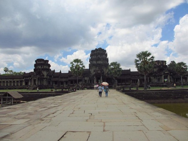 Angkor Wat, Miniatur Alam Semesta di Kamboja