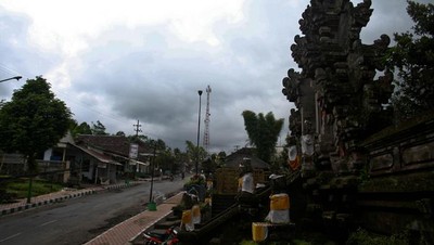 Arsitektur Pura Mandara Giri Semeru