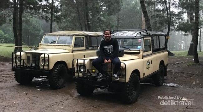 Asli! Seru Banget Offroad di Hutan Cikole Saat Hujan
