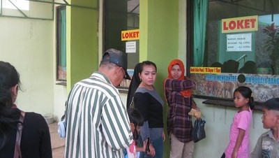 Asyiknya Bermain dan Belajar di Kebun Binatang Mangkang, Semarang