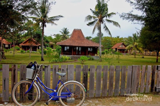 Asyiknya Bersepeda di Pulau Tanpa Kendaraan Bermotor