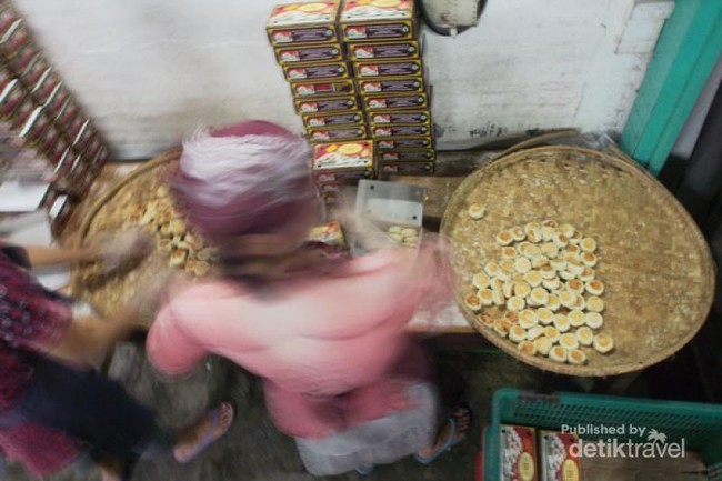 Asyiknya Wisata ke Pabrik Bakpia Pathok di Yogyakarta
