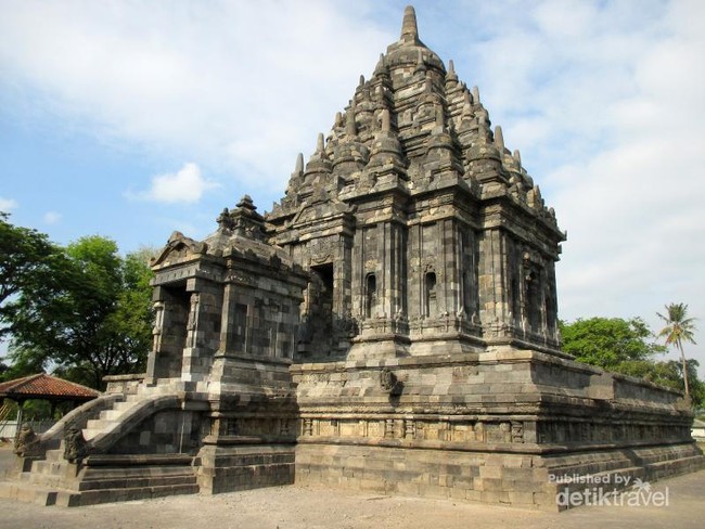 Bagian Candi Prambanan yang Turis Jarang Lihat