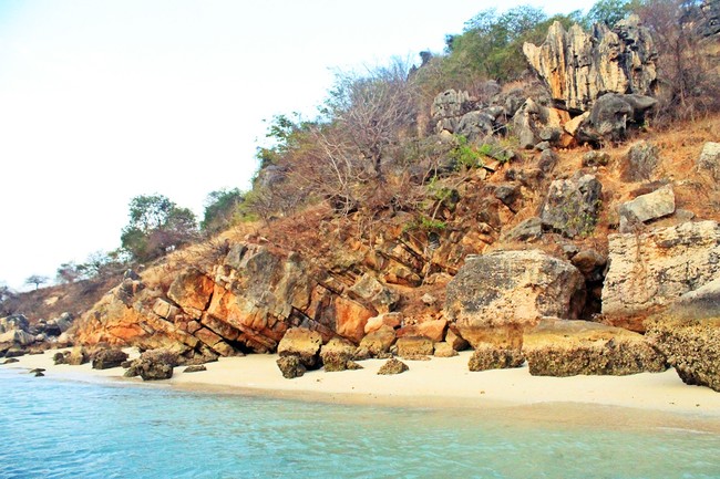 Bajo Pulo, Bagai Perawan Tak Terjamah dari NTB