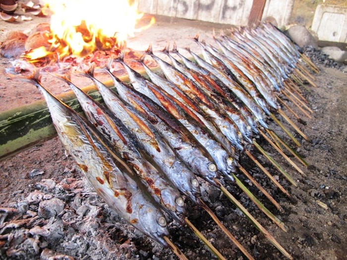 Barisan Ikan Bakar