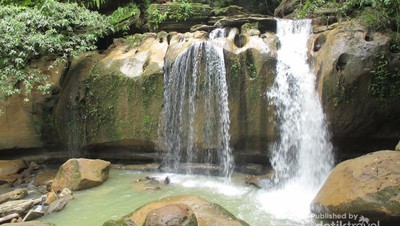 Basah-basahan di Air Terjun Pelangi, Deli Serdang